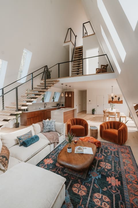 Top Airbnb: Modern A frame deep in the woods of Catskills in Palenville
