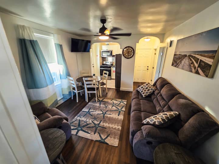 321 E Montgomery Ave, Unit F, Wildwood - Stone Harbor, NJ