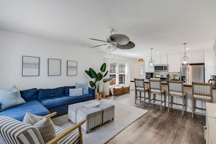 8 Min Walk To Beach - $0 Pet Fee *Buoys Ii Men* - Oak Island, NC