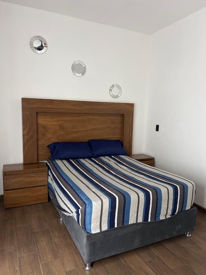 غرفة النوم 1