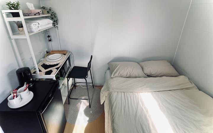 Cozy Garden Suite (1 Min Walk To The Beach) - White Rock