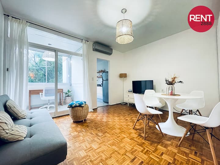 Bright furnished one-bedroom apartment in Villa Crespo