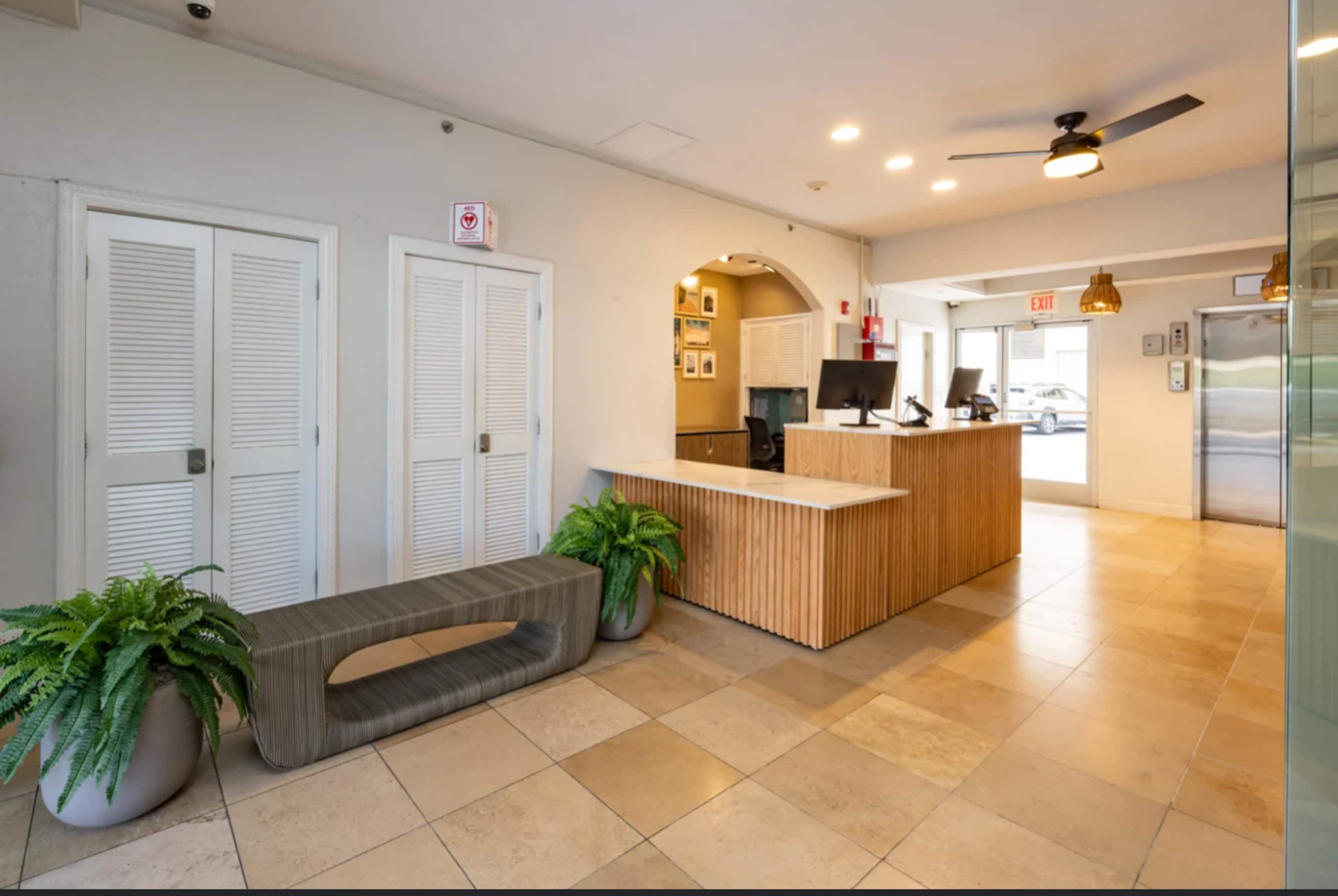 Cozy & Beautiful 1-BR on Beachwalk-Waikiki Beach~ - Image 55