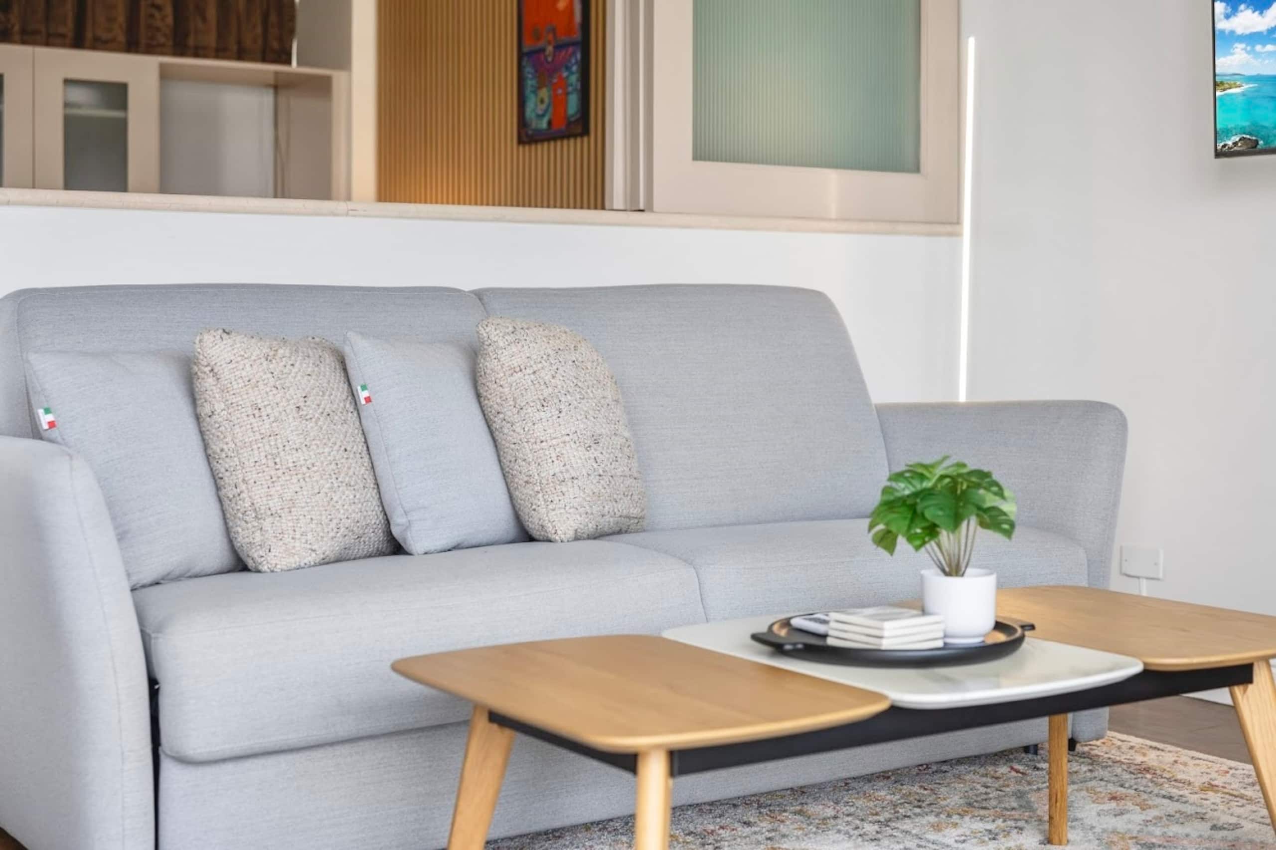 Cozy & Beautiful 1-BR on Beachwalk-Waikiki Beach~ - Image 12