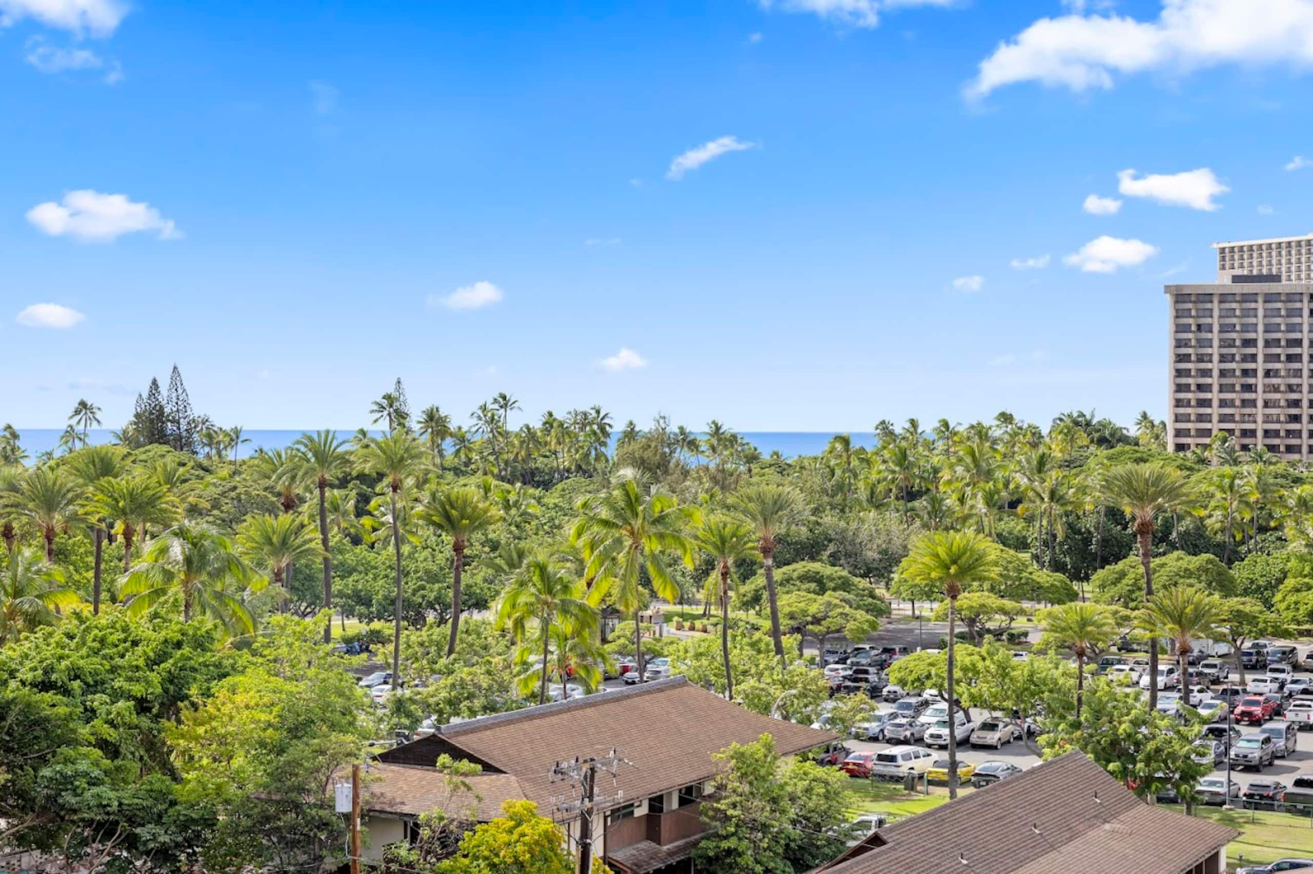 Cozy & Beautiful 1-BR on Beachwalk-Waikiki Beach~ - Image 41