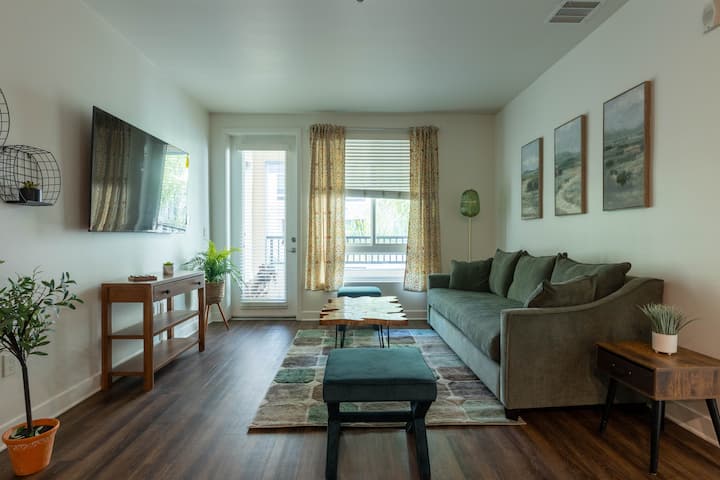 Clean Cozy And Calm Retreat - Burbank, CA