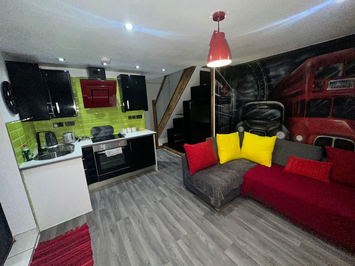Pad One Bedroom Flat In Cardiff - Cardiff