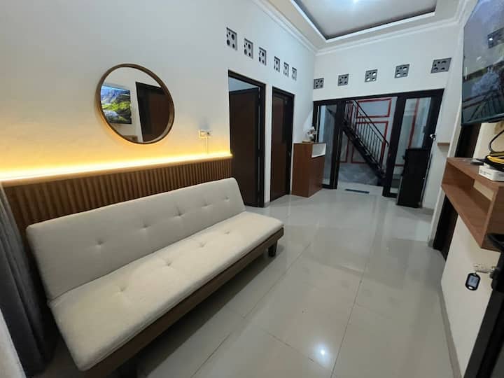 Igo Stay, 160 Villa Prambanan - Prambanan