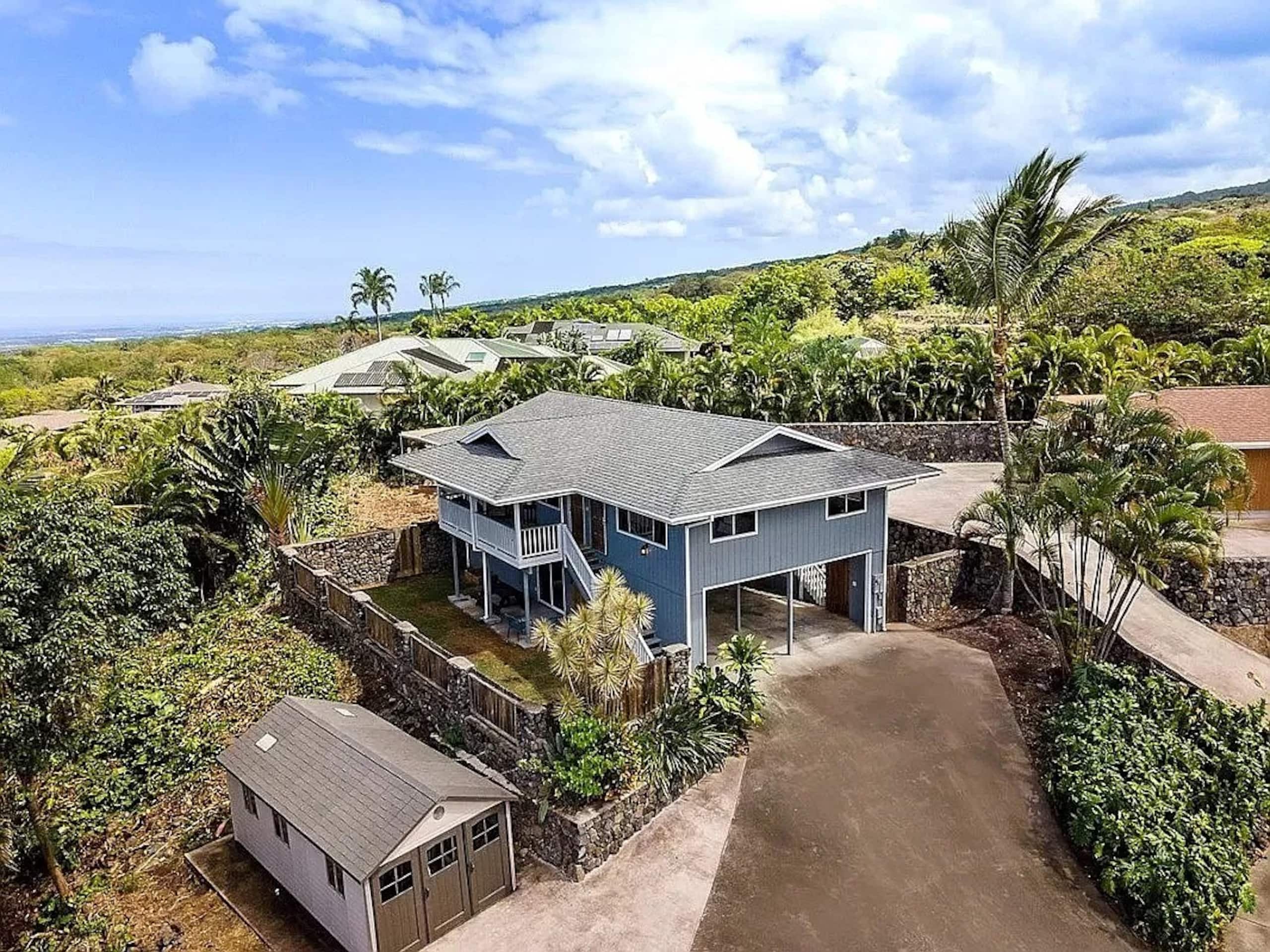 Home in Kailua-Kona · ★4.94 · 3 bedrooms · 3 beds · 2 baths - Image 27