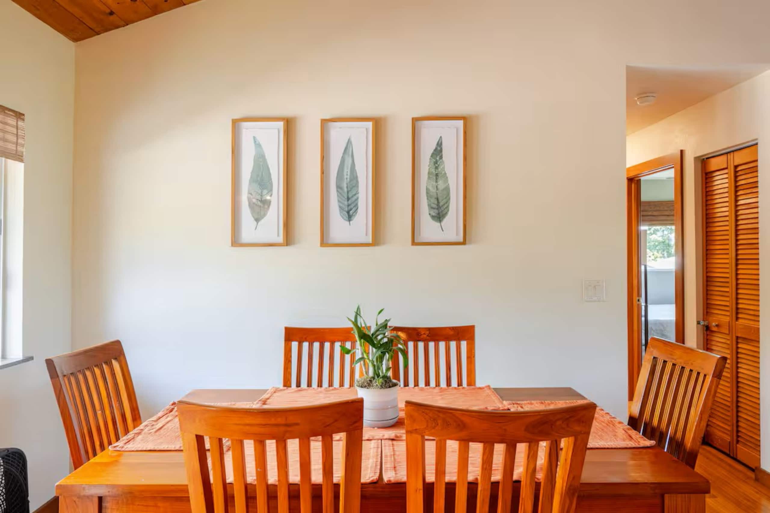 Home in Kailua-Kona · ★4.94 · 3 bedrooms · 3 beds · 2 baths - Image 10