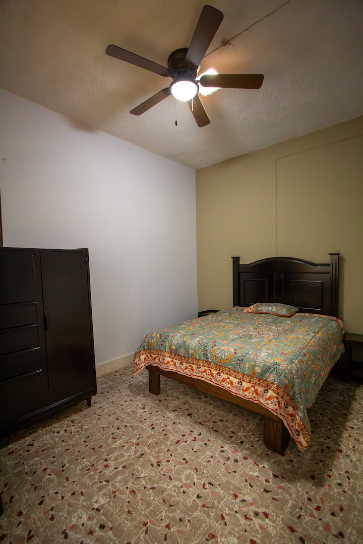 غرفة النوم 2