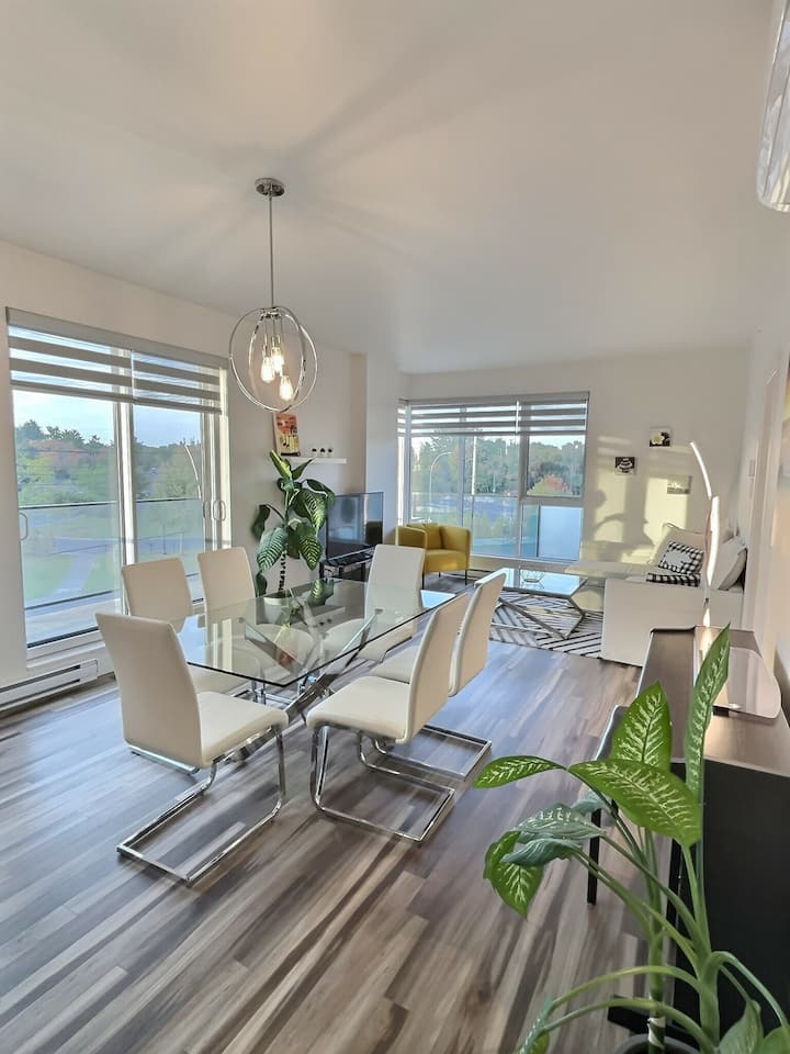 Chic Condo Confortable Avec 2 Chambre & 2 Sdb - Pointe-Claire