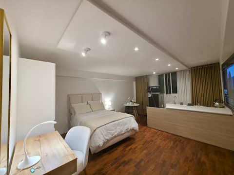 Loft/Studio with kitchen, Air Cooler Miraflores 404