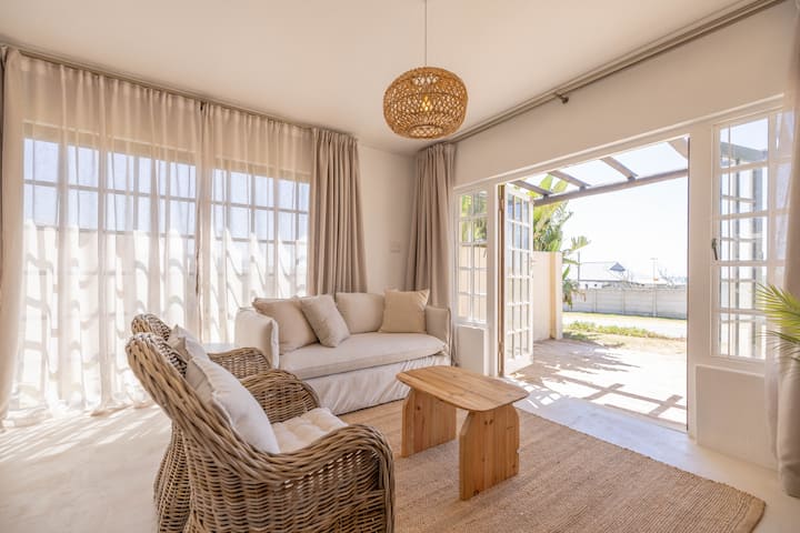 Ohana Retreat | Unbeatable Location | Sea Views - Port Alfred