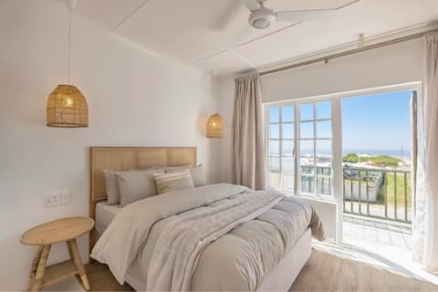 Ohana Retreat | Unbeatable Location | Sea Views