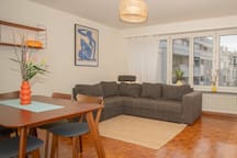 Central 2-bed flat in city center with BaselCard in Basel City, CH