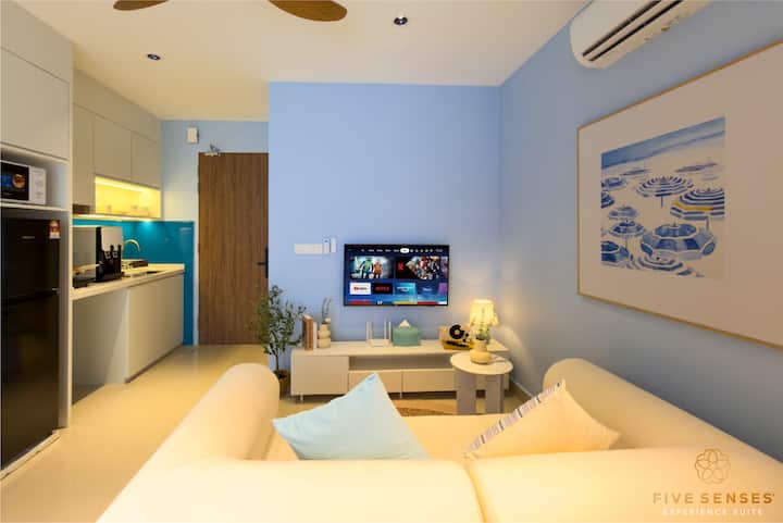 The Shore Kk | Sunset View Luxury Suite - Kota Kinabalu