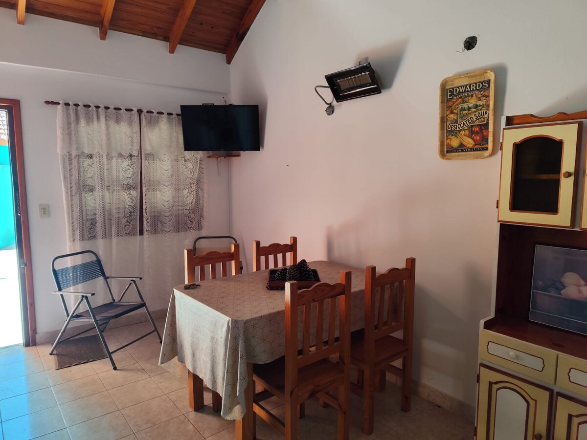 Top performing Airbnb: 57 Steps - UFI 5 in Santa Teresita