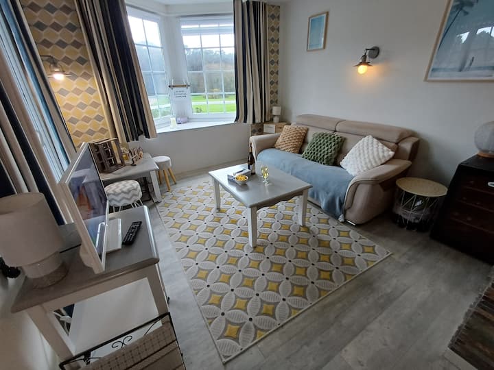 Vue Golf & Espace Aquatique : T3 Cosy Pour 4. - Talmont-Saint-Hilaire