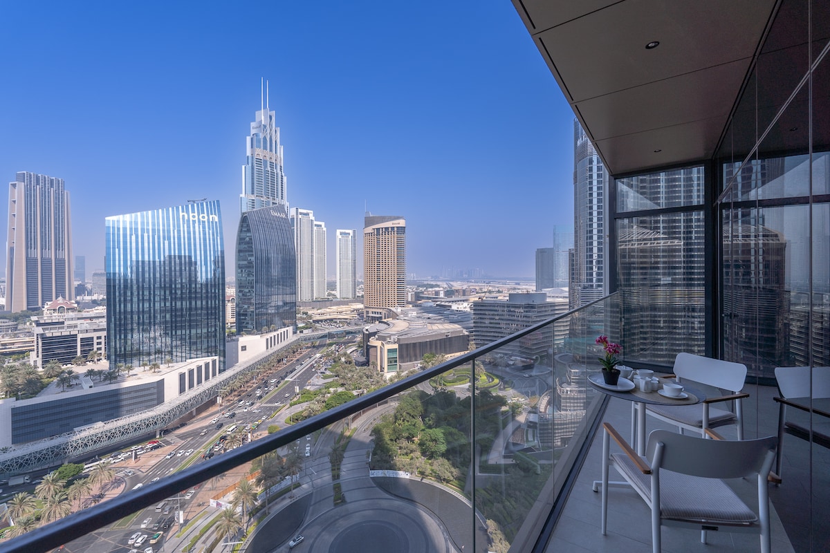 3-Bedroom Apartment · City View · II 2