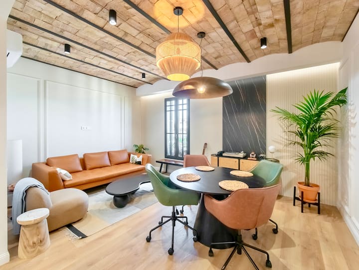 "Olly's Place" Design In The Heart Of Barcelona - Barcelona