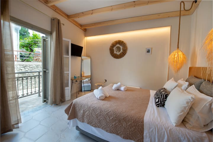 Arokaria Studio I - Paxos