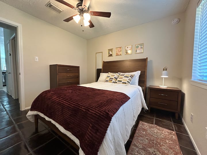 საძინებელი 2