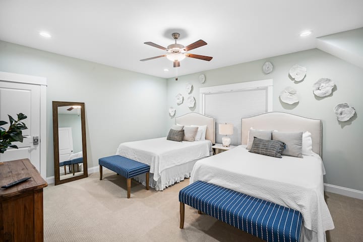 Double Queen Bedroom