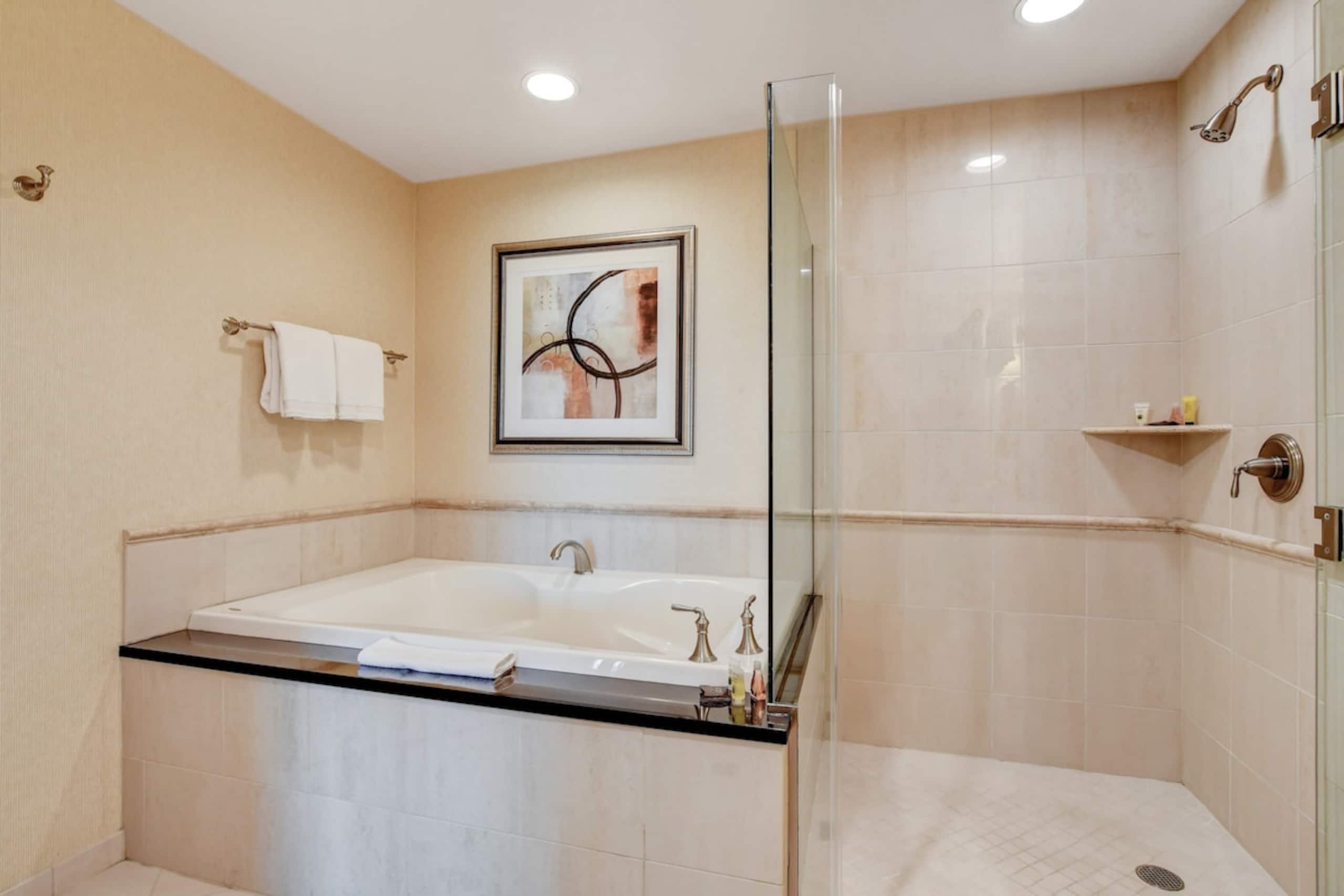 MGM Signature Towers: Stylish Studio on the Strip! - Photo 11