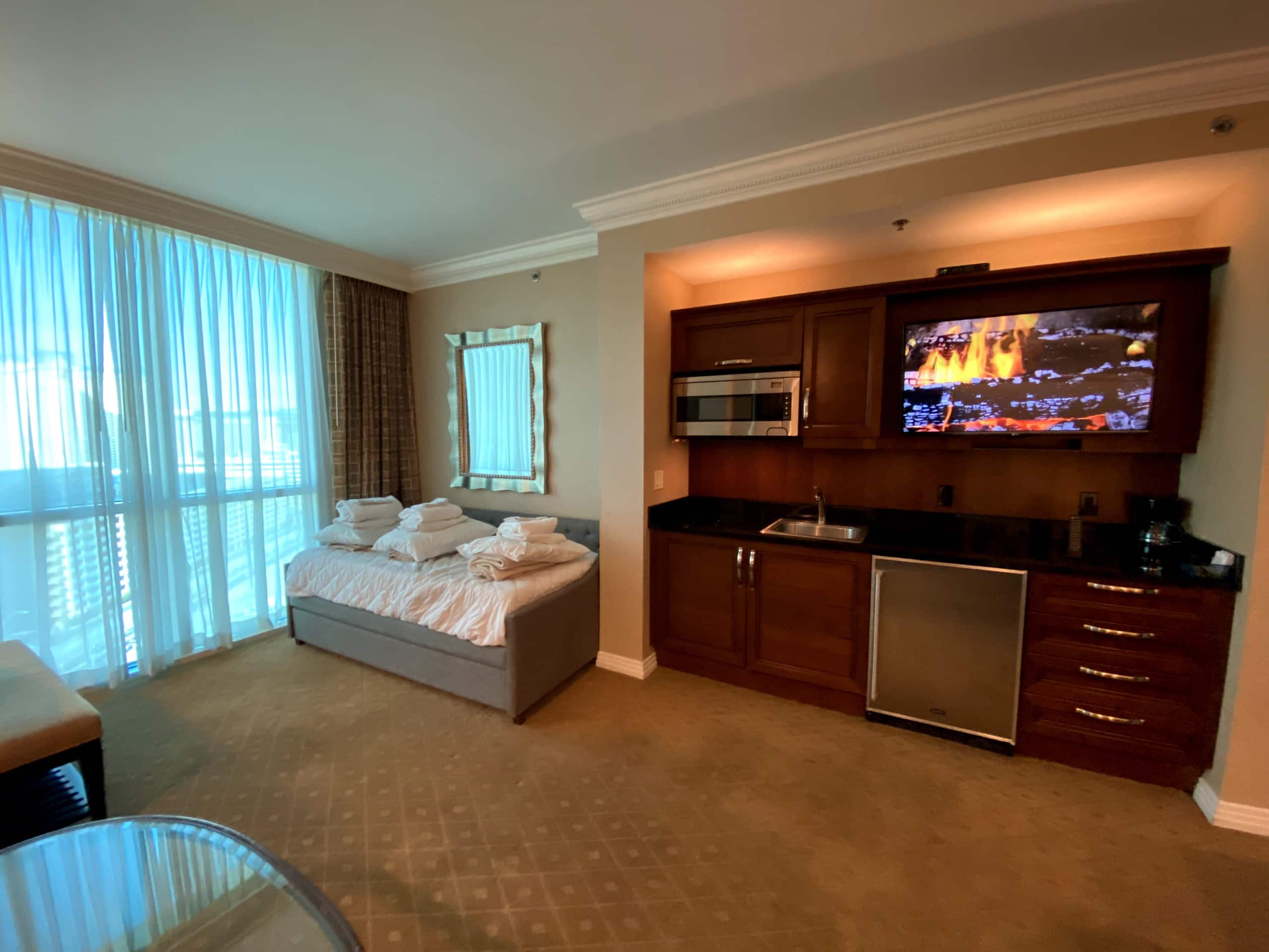 MGM Signature Towers: Stylish Studio on the Strip! - Photo 19
