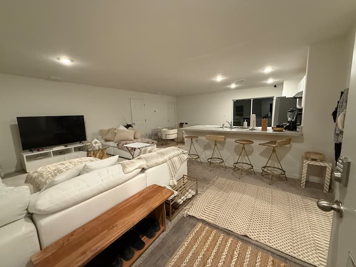 New: Fully Furnished 2br/2bth House + Large Yard - Port St. Lucie, FL
