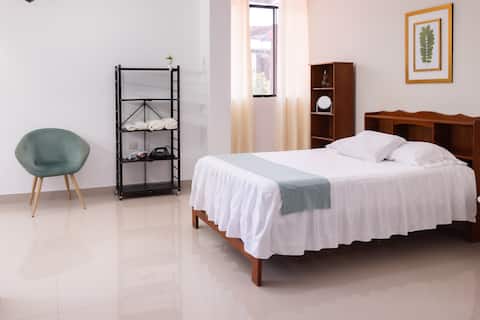 Selva Loft · Spacious, Modern, A/C & Hot Water