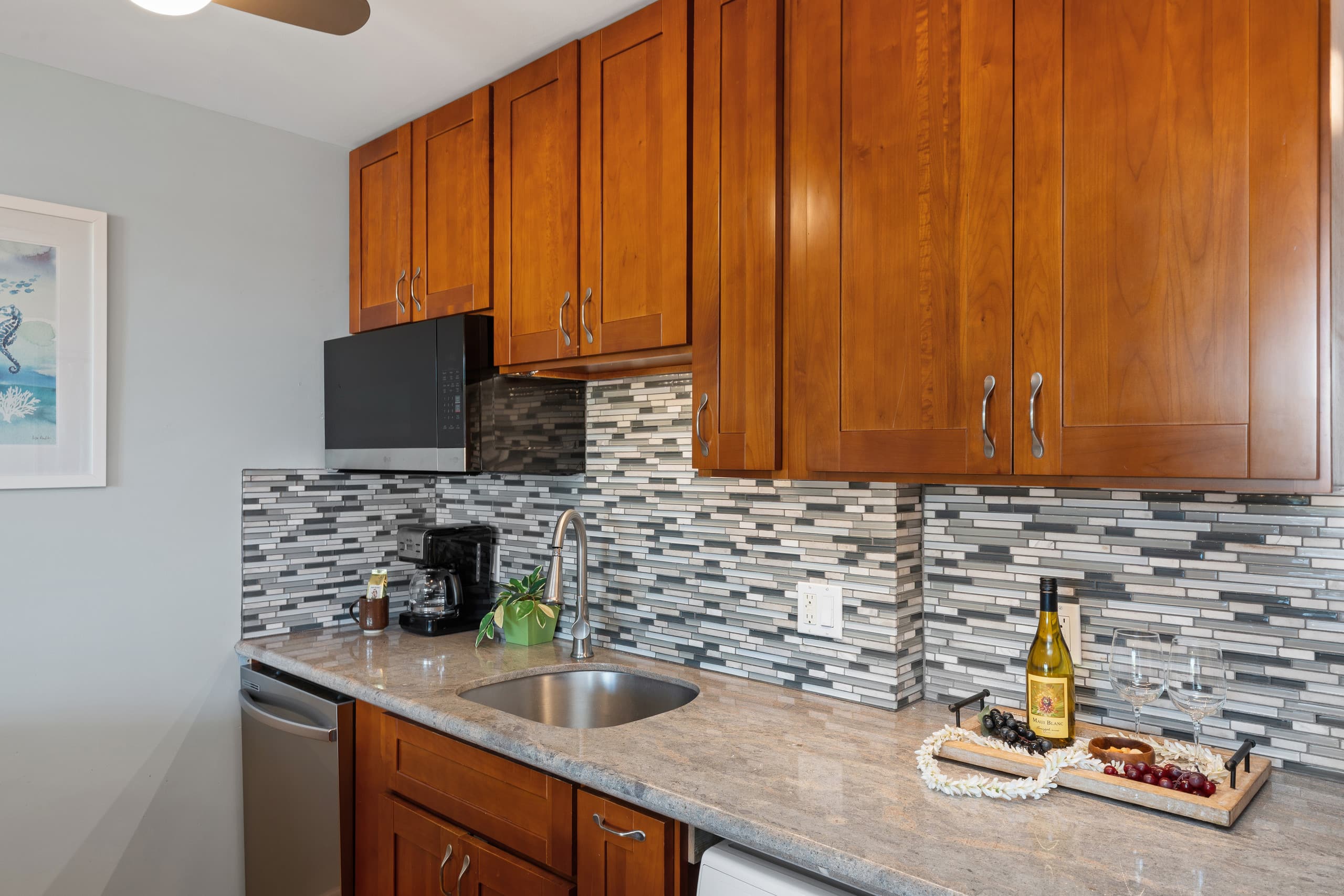 Condo in Kihei · ★5.0 · 1 bedroom · 2 beds · 1 bath - Image 22