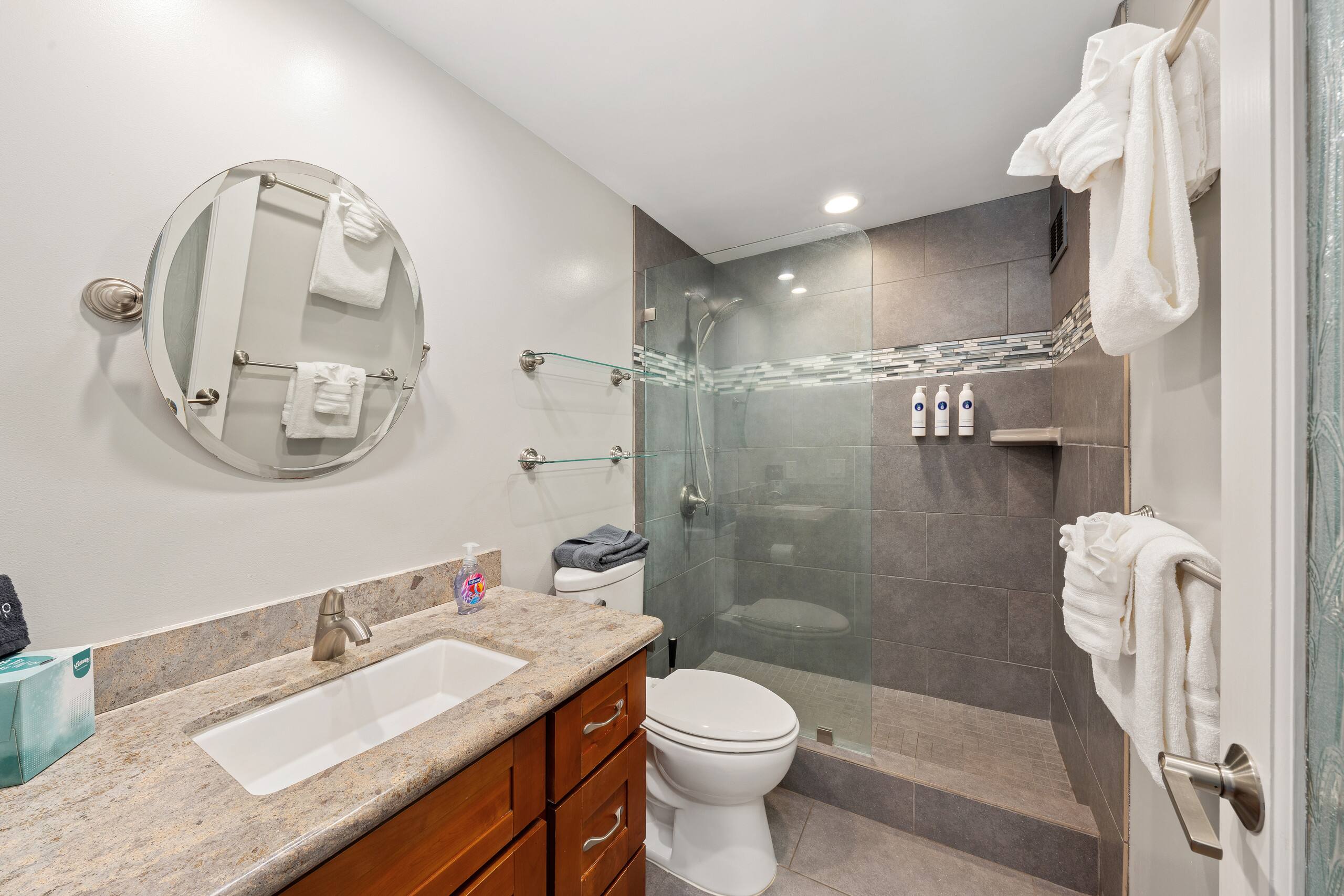 Condo in Kihei · ★5.0 · 1 bedroom · 2 beds · 1 bath - Image 31