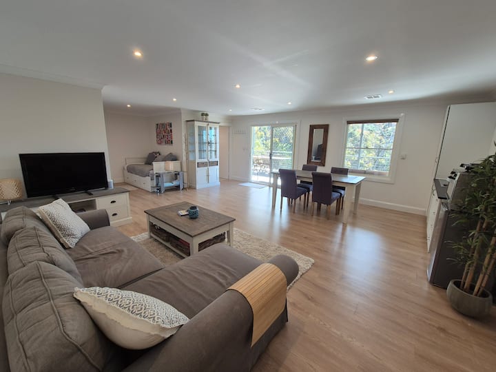 Leura Mountain Studio - Leura