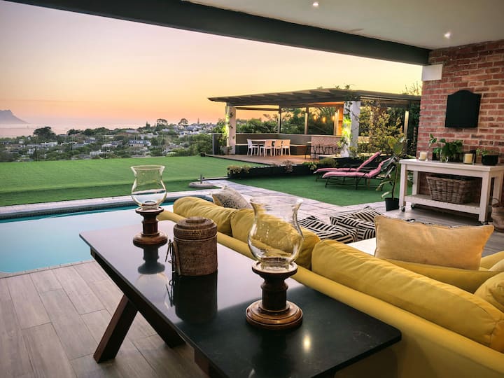 Rembrandt's View - Somerset West