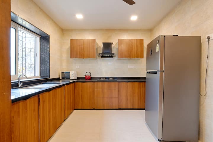 Full kitchen image 6