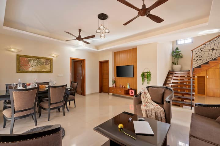 Living room image 1