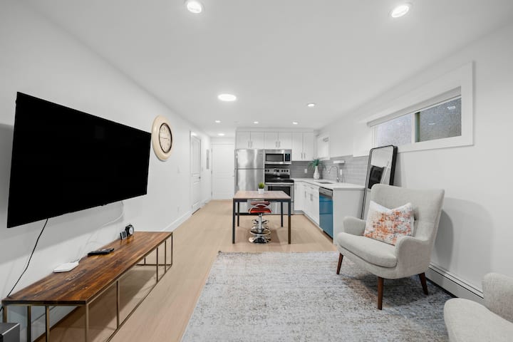 Clean & Cozy King Bed Suite - Yvr/ Marpole - Richmond