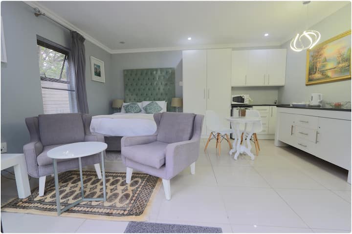 Fola Haven Studio Apartments - Pretoria