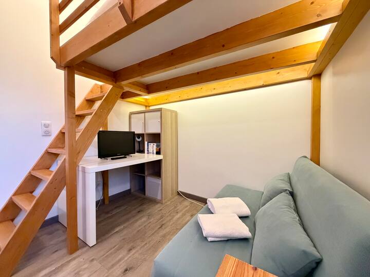 Urban Loft, Studio Proche Gare, Parking Privée - Bourgoin-Jallieu