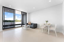 Mascot - 546/198 Coward St - Roof Me