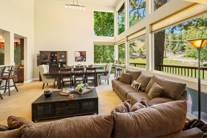 Exclusive Lux Estate! Walk To Bear! Spa! Theater! - Big Bear Lake, CA