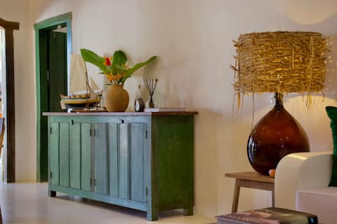 Top performing Airbnb: House a five-minute walk from the Trancoso square! in Porto Seguro