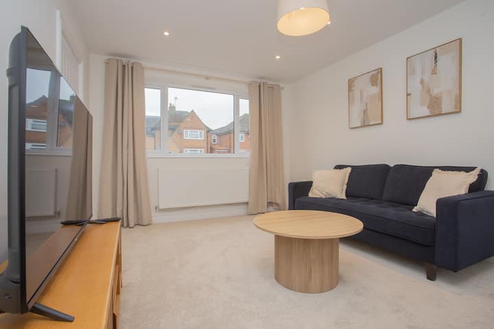 Newly Renovated Modern House In Stamford - Rutland