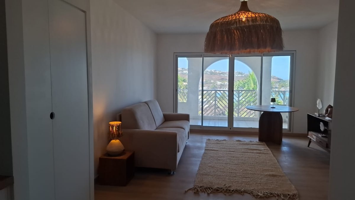 Top Airbnb: Cap Noir in Saint Paul