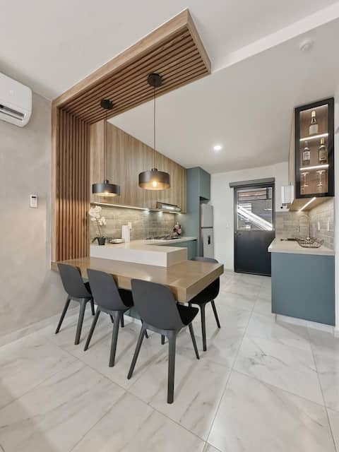 House 10 minutes from the beach in a residential development