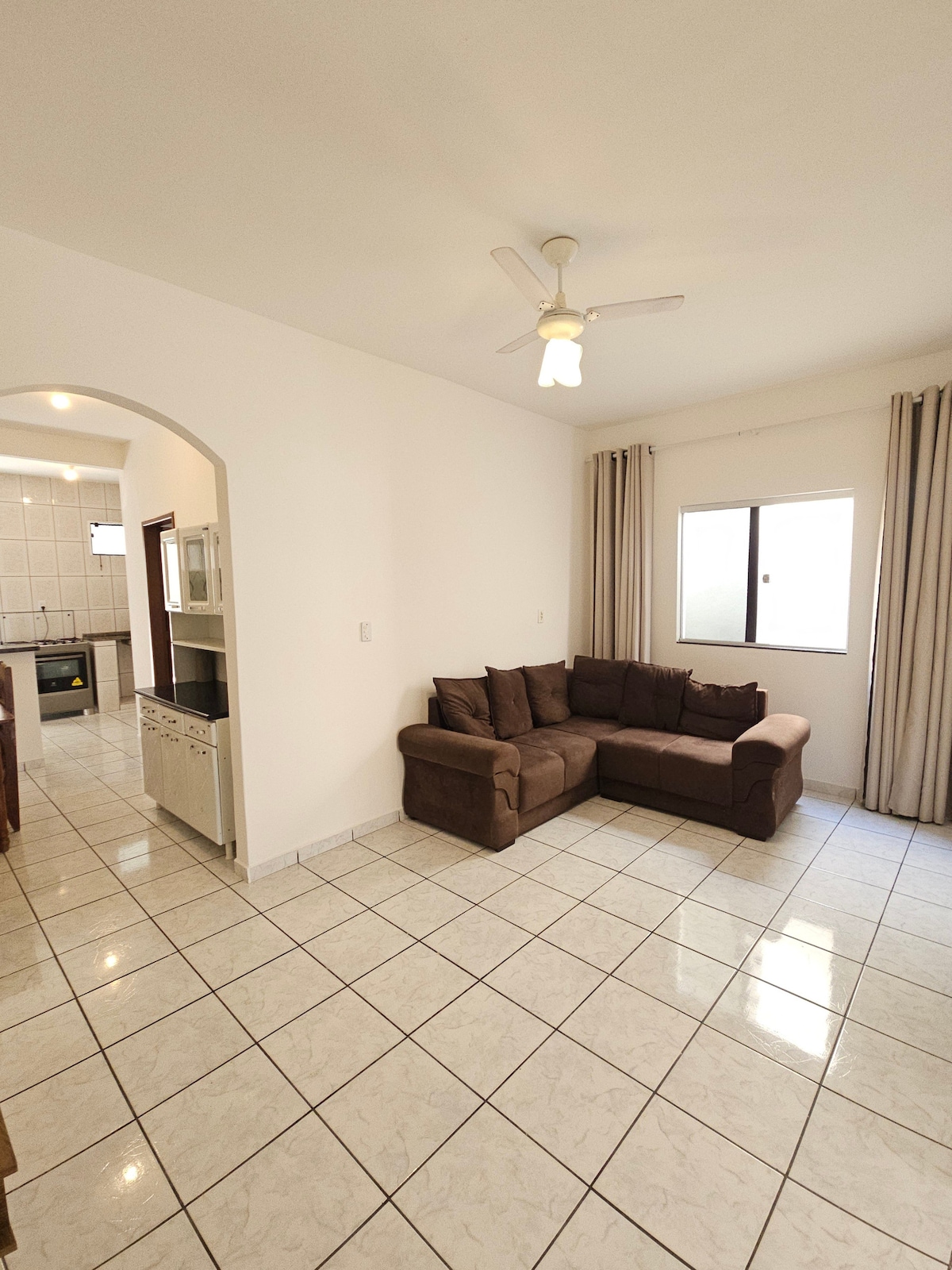 Air-conditioned downtown house - Airbnb