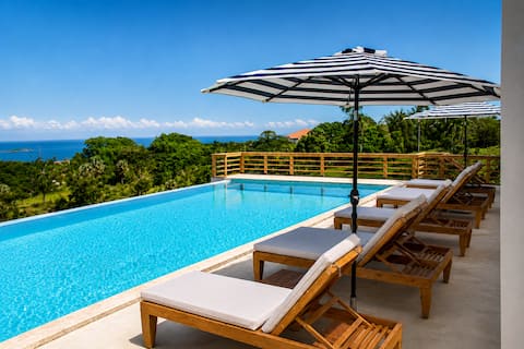 Top-earning Airbnb listing in Cabrera, 8 bedrooms