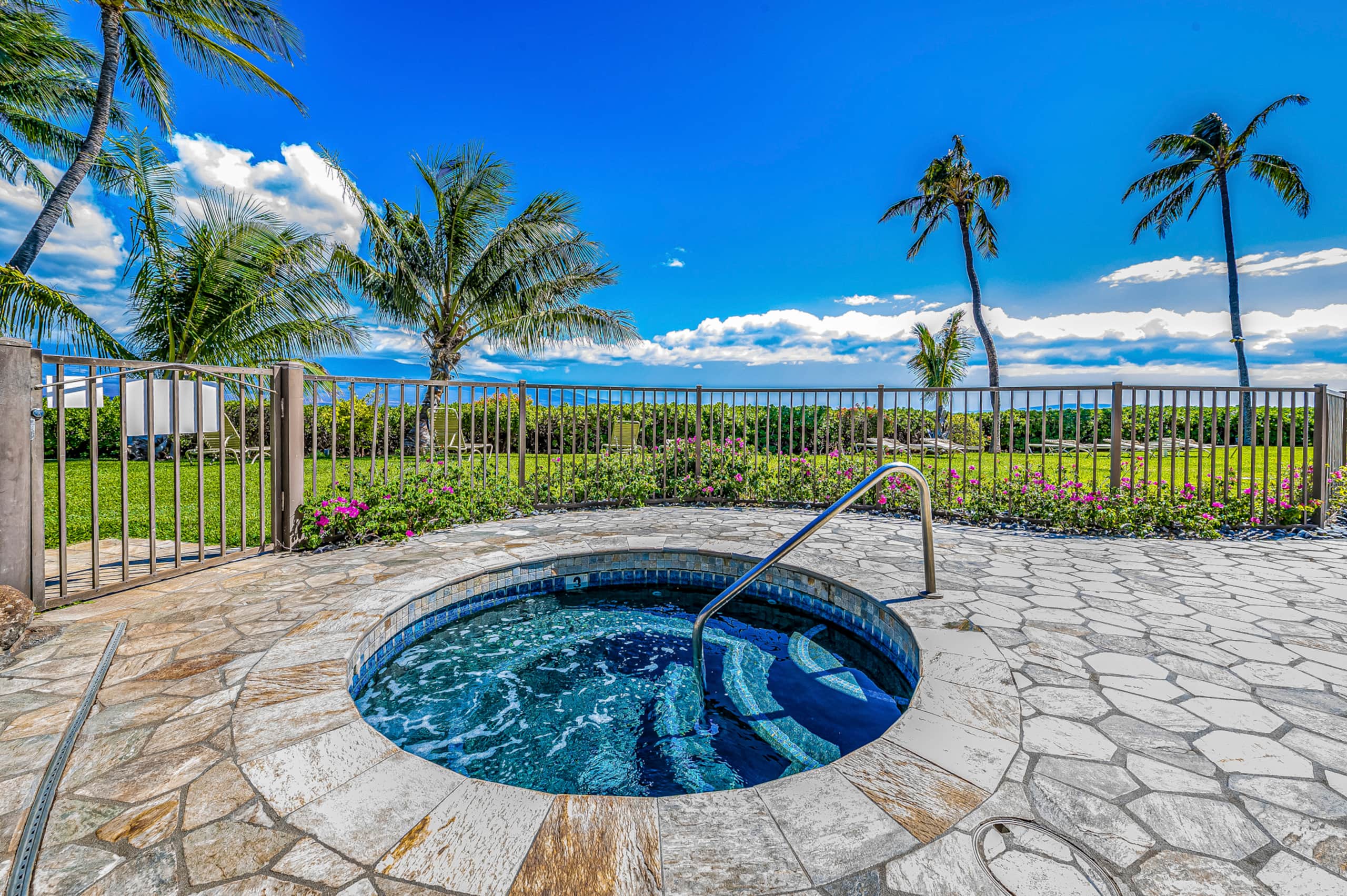 Condo in Wailuku · ★5.0 · 1 bedroom · 1 bed · 1 bath - Image 37
